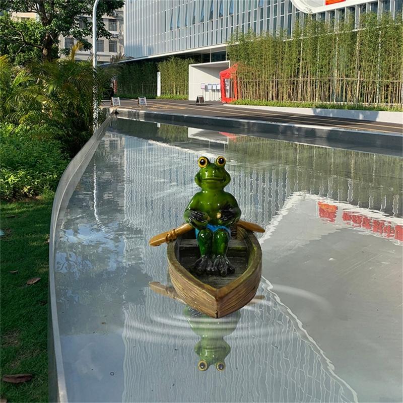 Artistic Floating Turtles Frogs Boating Weather Resistant Decoration Suitable For Fish Pools Yard And Desktop Displays