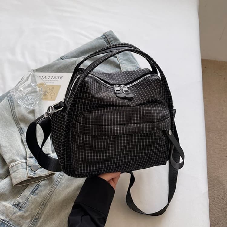 Off-white nylon multi-pocket commuter messenger bag no accessories