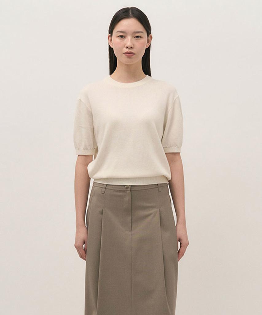 Leopeusaideuhwaiteulabel Cling Half Knit Marshmallow