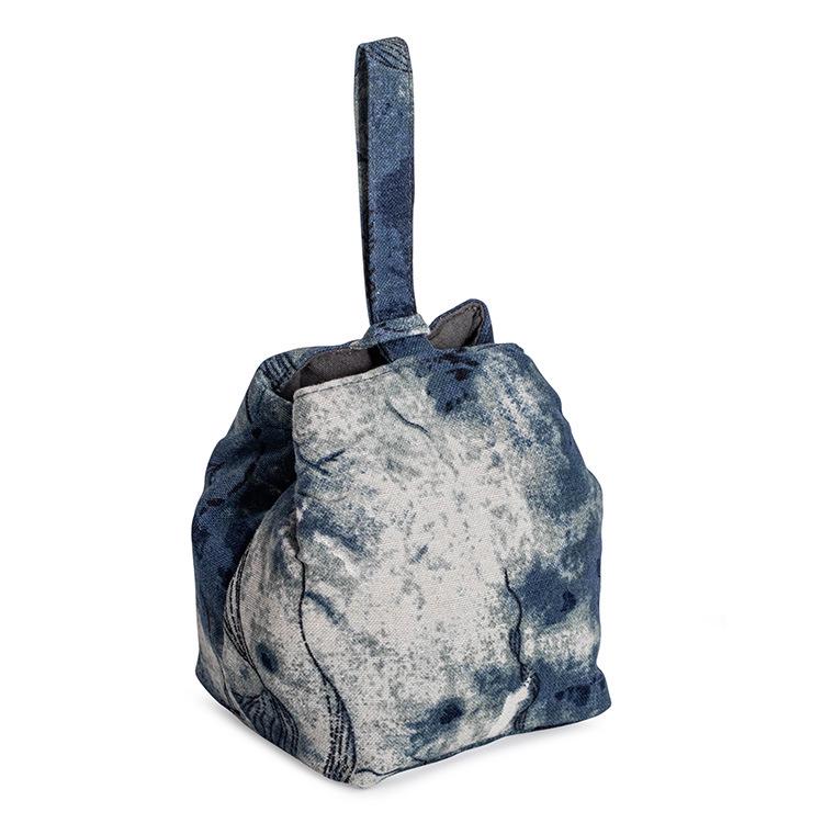 Portable Travel Tea Set with Ink Wash Batik Design: Quick-Brew Teapot, Fair Cup, and Zisha Pot Storage Bag