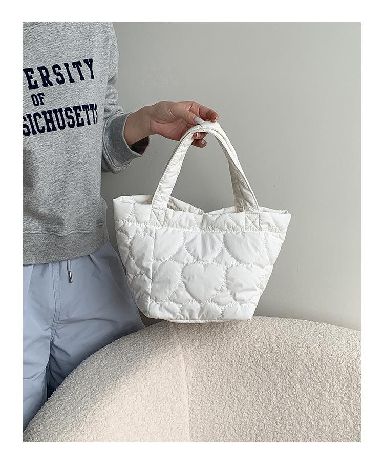 Love Quilted Vegetable Basket Bag Women's High-end 2024 New Casual Korean Style Sweet Nylon Handbag