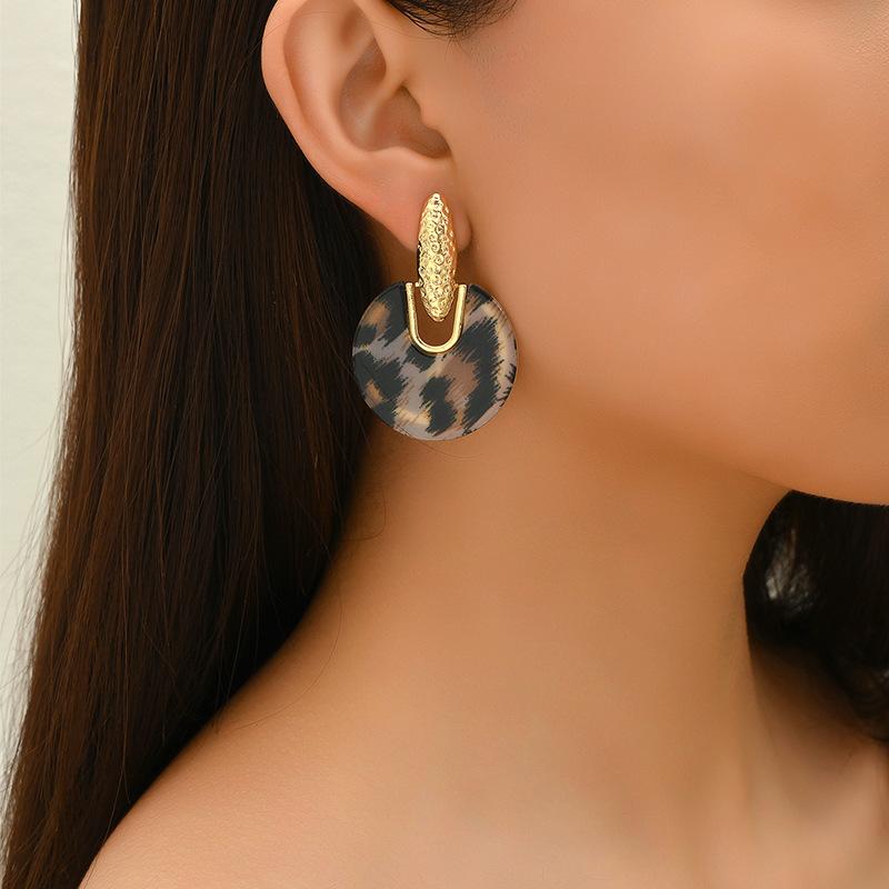 Exaggerated Vintage Acrylic Resin Earrings for Women Leopard Print Round Drop Earrings Jewelry KTY