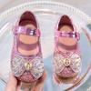 2026 Children Shoes Girls Low Heel Princess Dance Sandals Kids Shoes Glitter Leather Fashion Girls Party Dress Wedding Shoes