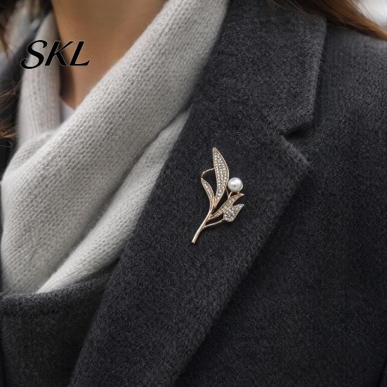 Daily Wear Brooch Ear of Wheat Faux Pearl Brooch, Rhinestone Leaf Alloy Lapel Pin, Pin Sweater Cardigan Coat Business Suit Clothing Accessories,