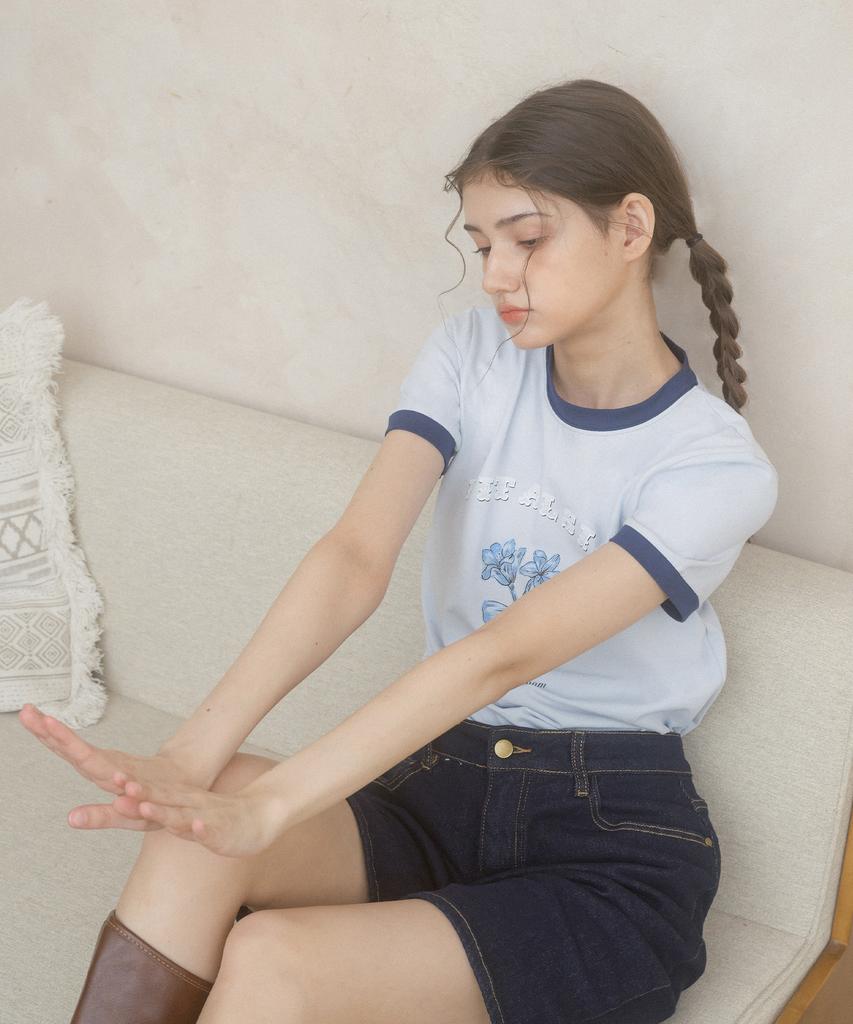 Baitalssain Lily Ribbon Ringer T-Shirt (Light Blue)