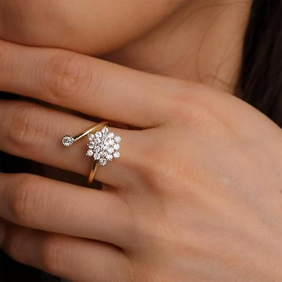 

Simple Christmas Reindeer Adjustable Ring - Korean Style Influencer Fashion for Women золотой