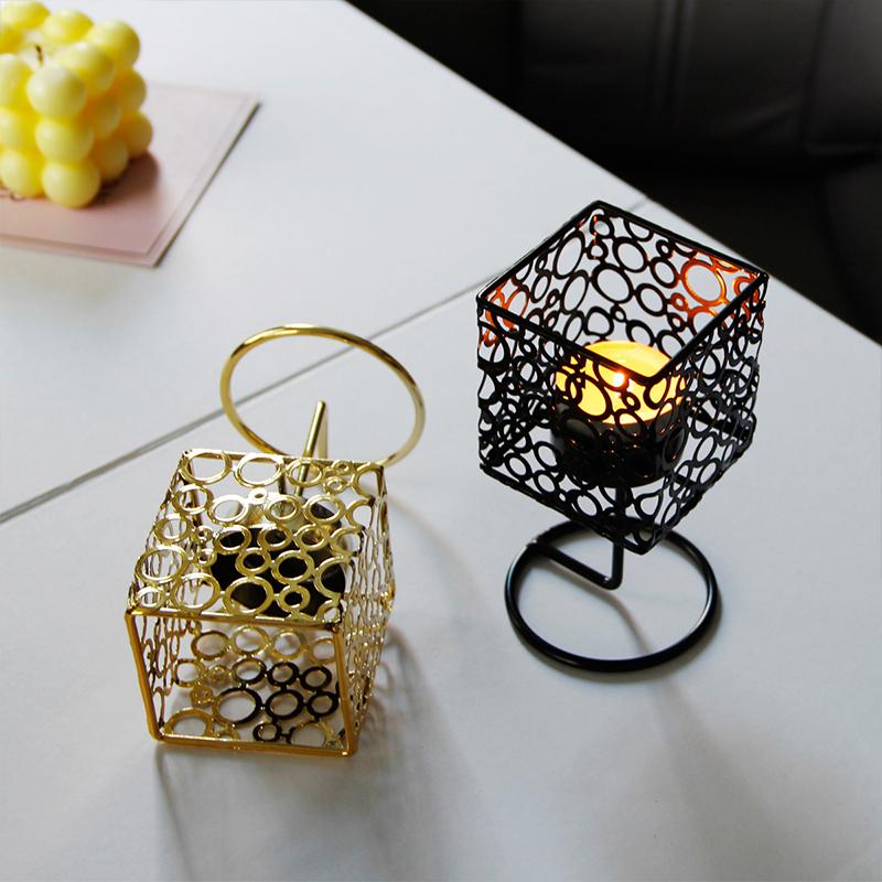 Wrought Iron Cut-out Metal Candle Holder Minimalist Ornament Modern Romantic Wedding Wedding Christmas Day Candle Cups Art Decor