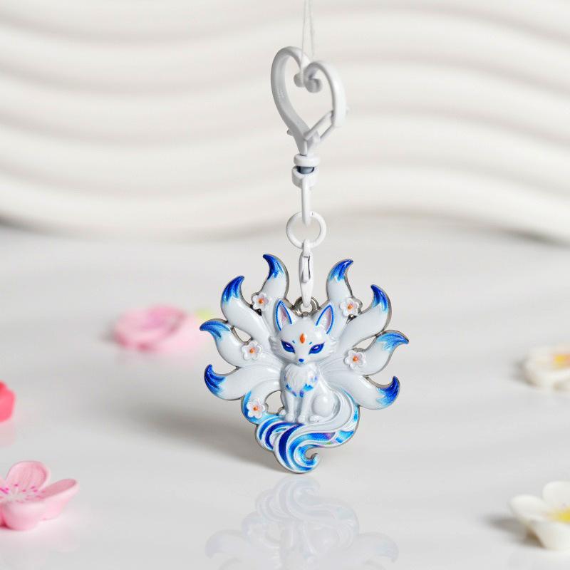 Exquisite Enamel Nine-Tailed Fox Keychain Fashion Cartoon Animal Pendant Keyring Jewelry Cute Gift For Women