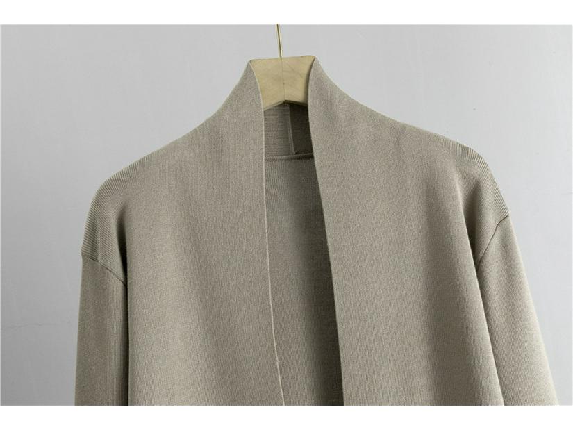 Spring & Autumn Knitted Suit: Sleeveless Vest, Cardigan, and Pants Set.