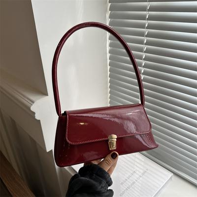 Retro Baguette Bag for Women In Spring Popular New Trend Korean Style Shoulder Bag Fashionable Handbag Underarm Bag