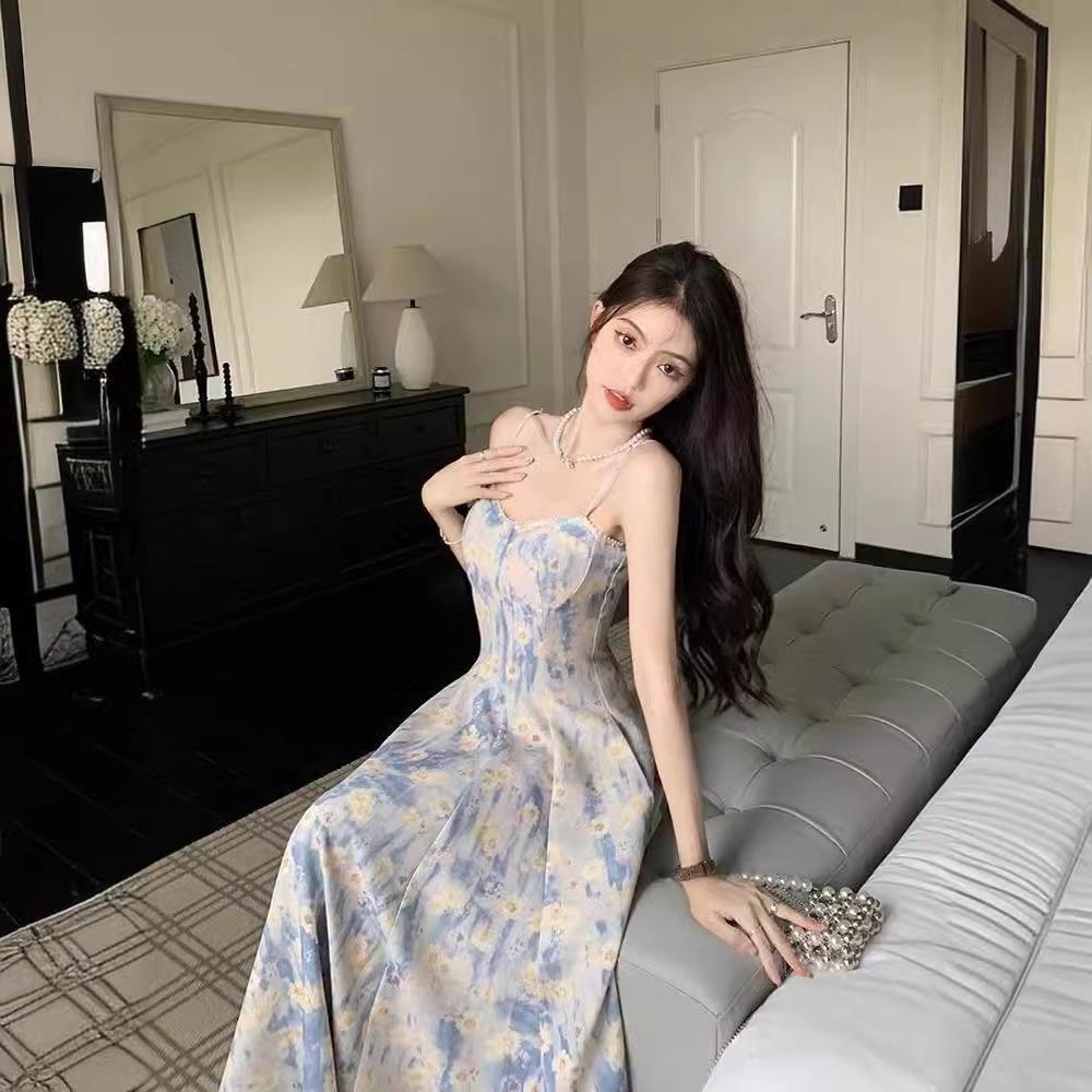 French blue oil painting floral suspender dress female summer 2026 new waist fairy texture long dress