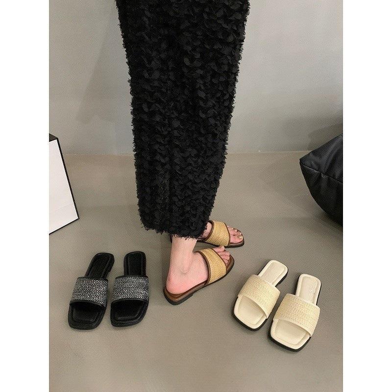 Women's Slippers Women's Summer Wear Niche Retro with Skirts Versatile Flat Bottom Beach Sandals