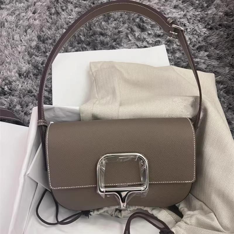 Bag leather bag high quality niche baguette bag high sense underarm shoulder commuting