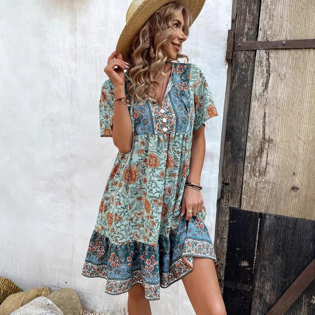 New 2026 European and American women's clothing small floral V-neck loose casual bohemian vacation dress