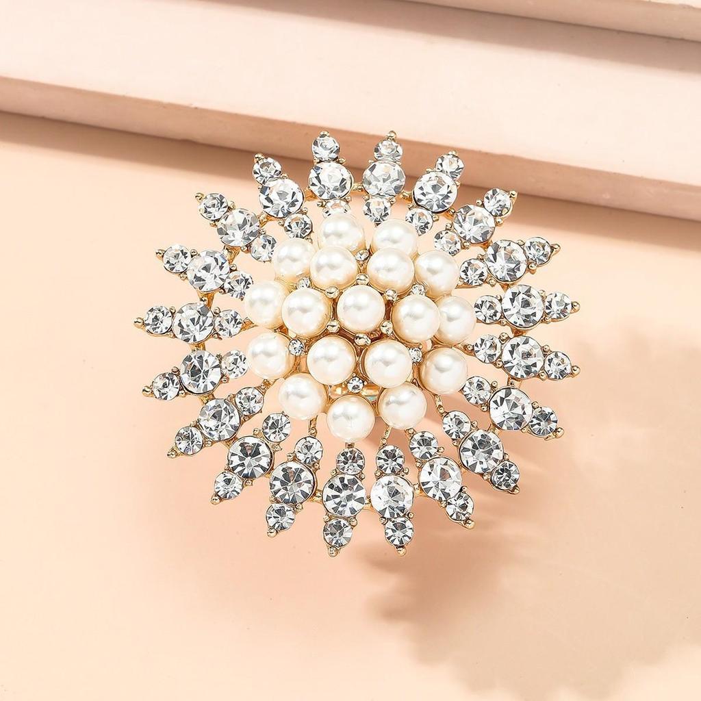 Exquisite Multi-Layer 3D Ethnic Style Floral Ring - Large Retro Design