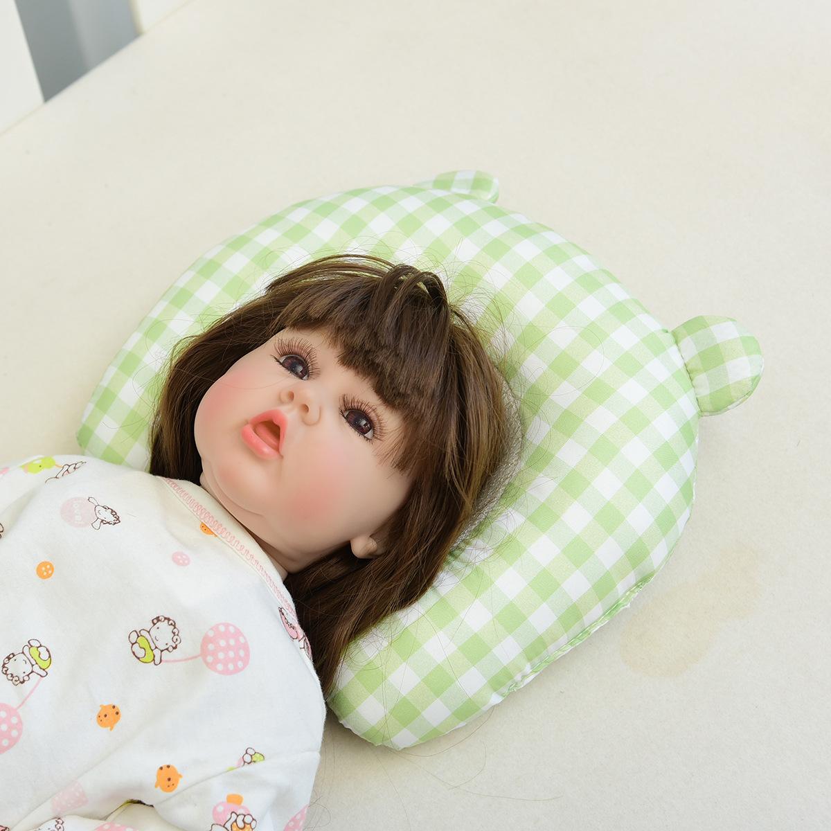 

Baby shaped pillow, cotton fabric is comfortable and soft, pillow is warm, removable and washable светло-зеленый