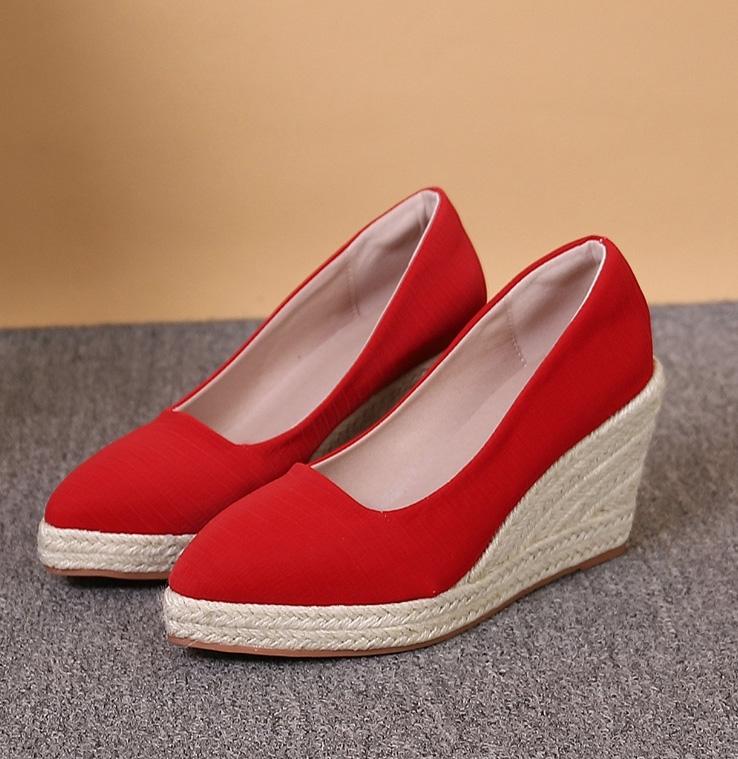 2025 Neue rote Wildleder-Pumps Peeptoe Keilsandalen Schuhe Damen spitze Zehen hohe Absätze Plateau Espadrilles Schuhe