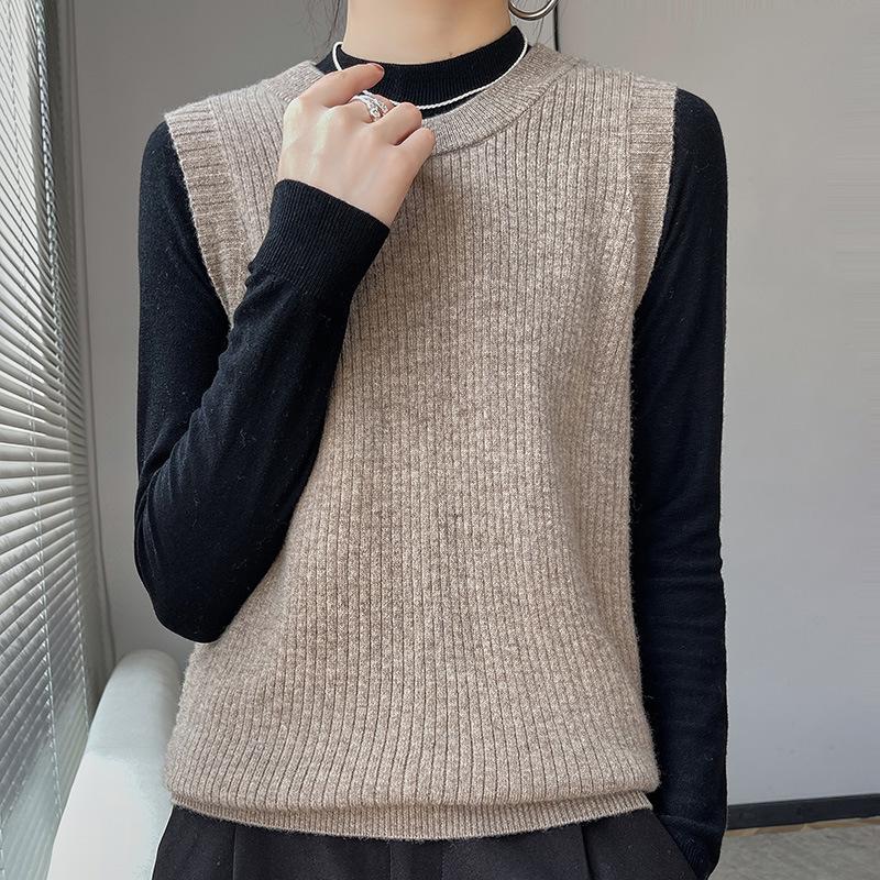 Women's Spring/Autumn Pure Wool Sleeveless Knit Cardigan Vest