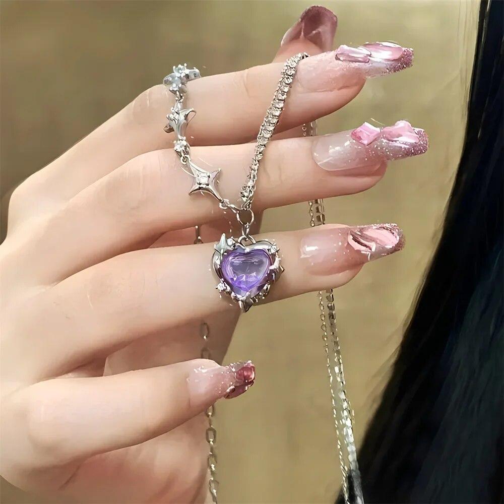 

2024 Purple Pink Black Crystal Heart Pendant Necklace Sweet Cool Girl Punk Clavicle Chain For Women Fashion Jewelry Gifts