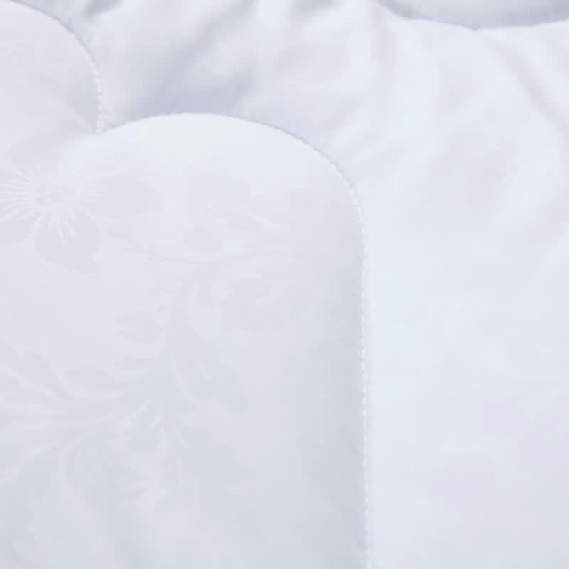 FUANNA Yunmu Antibacterial All-Season Comforter