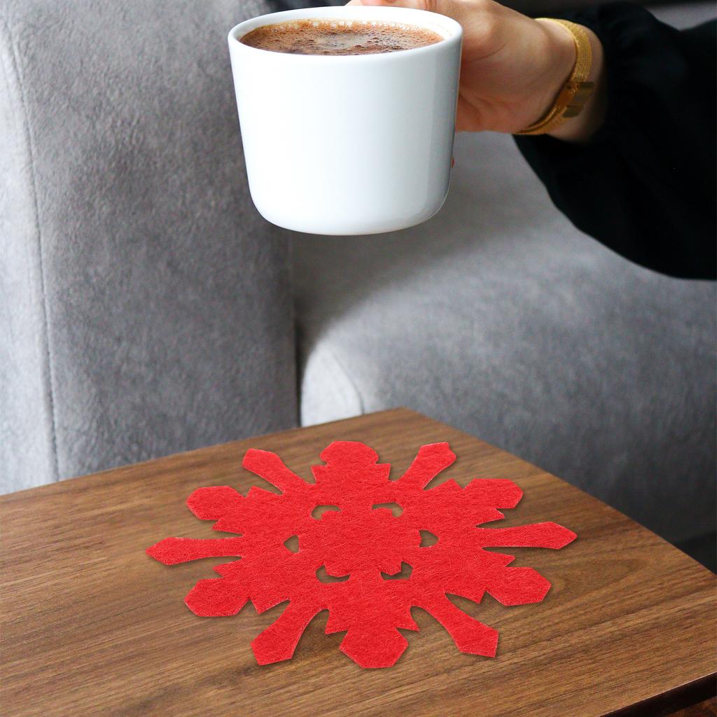 8Pcs Snowflake Felt Coasters Christmas Cup Mats Thick Heat Resistant Drink Mats Party Favor Table Protector for Home