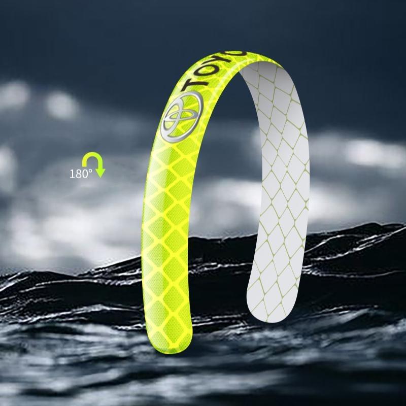 Car Wheel Tire Rim Hub Reflective Luminous Emblem Sticker Car Styling for Toyota TRD GR Gazoo Racing Corolla Yaris Chr Auris Rav4 Prius Prado Avensis