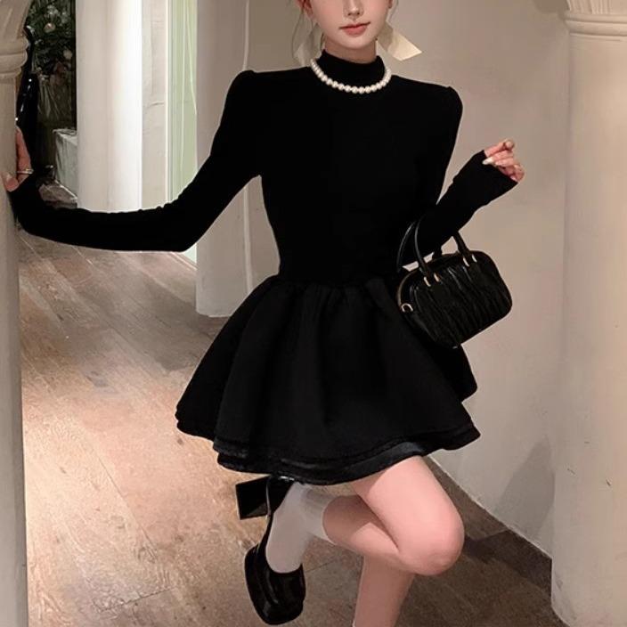 Black semi-turtleneck dress for women's autumn, autumn and winter a-word tutu skirt, short skirt with a base inside, small black skirt