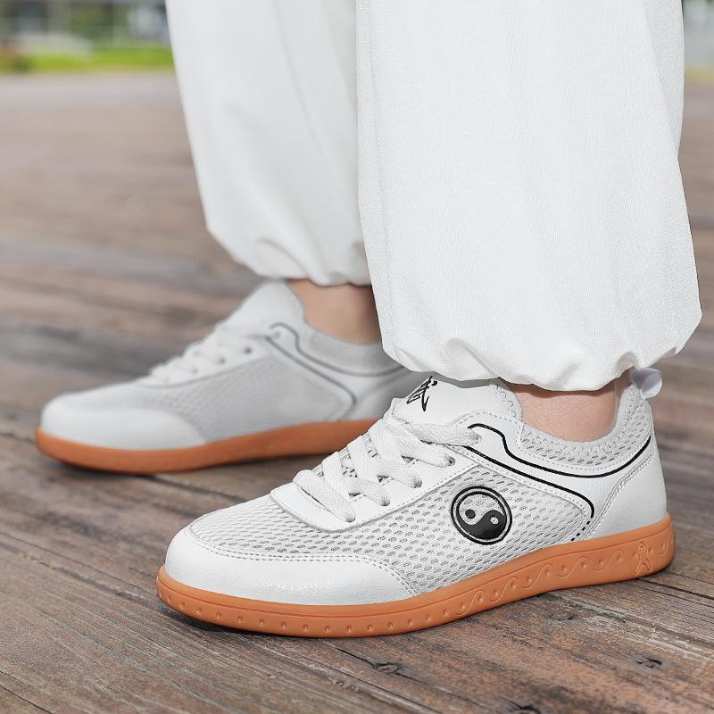 Tai Chi shoes spring and summer breathable mesh practice shoes genuine leather beef tendon soft sole men's martial arts shoes kung fu shoes
