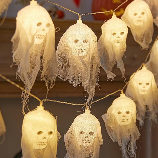 Halloween Skull String Lights Multicolor Skull Shaped LED Lights Waterproof Decorative String Lights for Festivals Anniversary Makeup Parties