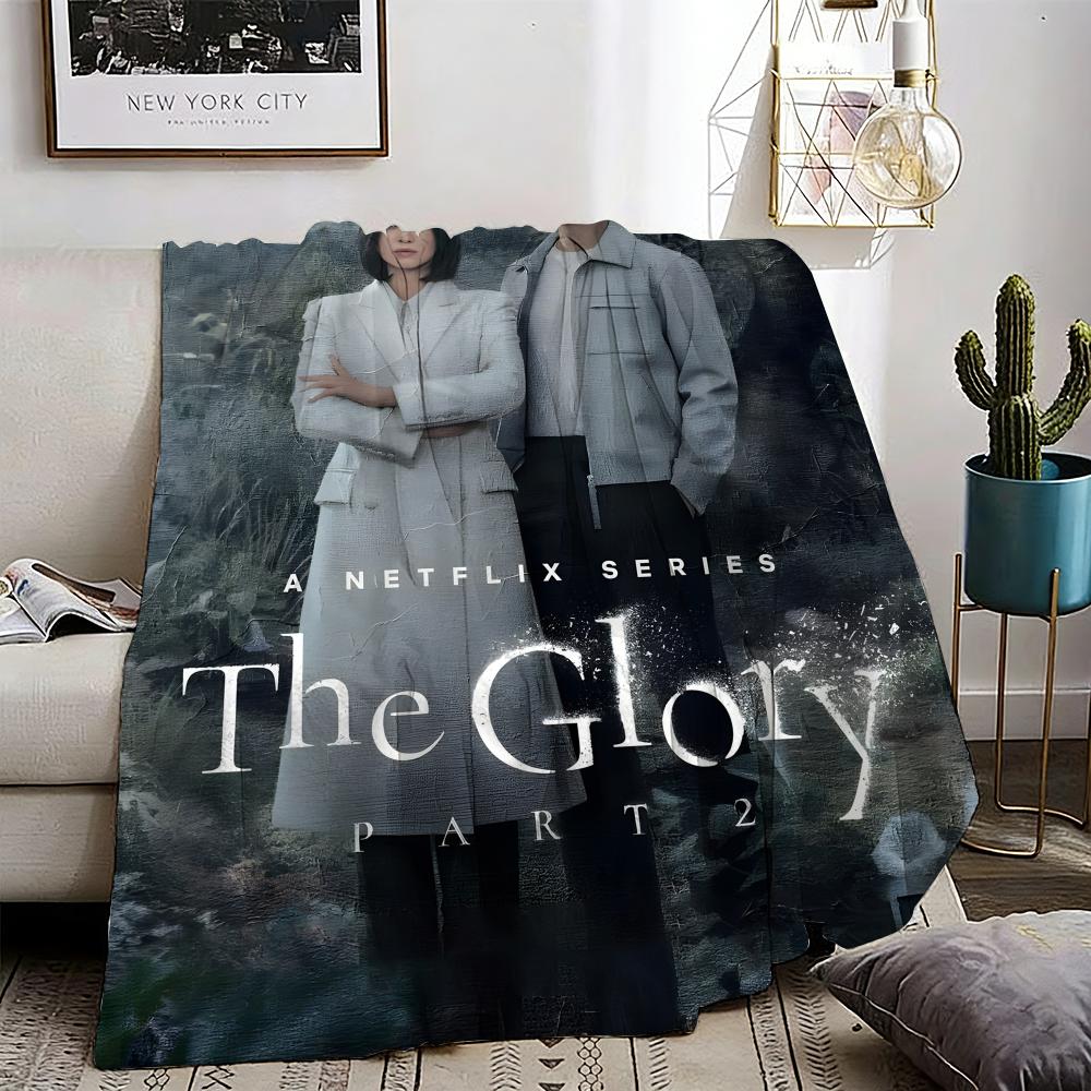The Glory Throw Lightweight 240g Flannel Blanket Soft Skin-friendly for Summer Cooling 75X95CM