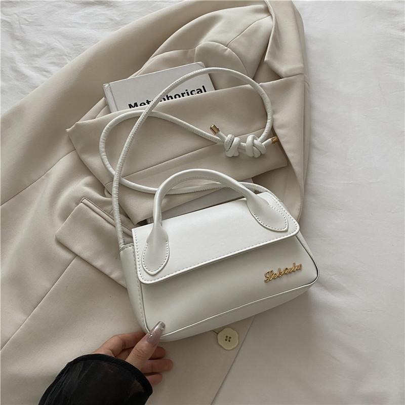 European and American Foreign Style Letter Hardware Fashion 2025 New Casual Trend Retro Shoulder Texture Crossbody Handbag Women