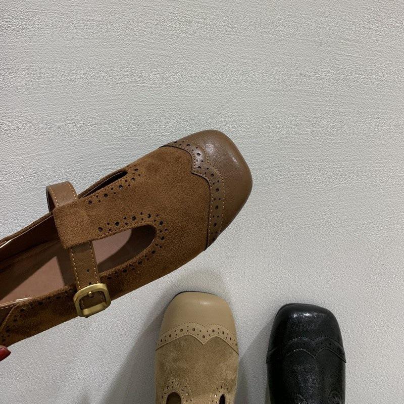 Carved Square Head Shallow Mouth Single Shoes Flat-soled Small Leather Shoes Niche Design Mary Jane Shoes Autumn