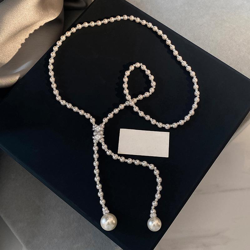 New Beaded Pearl Necklace Retro Elegant Temperament Sweater Chain Exquisite Versatile Neck Chain Wholesale