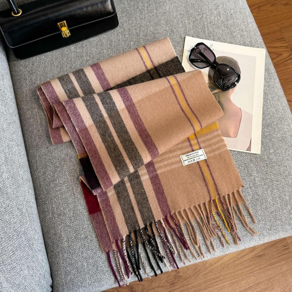 2025 Unisex 100% Wool Scarf: Versatile and Warm for Autumn & Winter