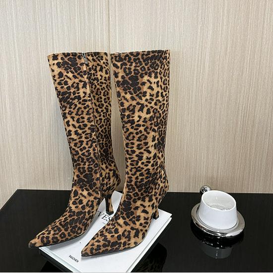 

2024 Autumn Women s Snake Pattern Pointed Knight Boots 42