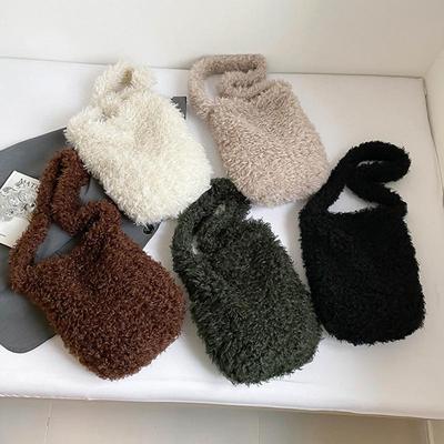 Korean Version Autumn and Winter New Women's Fashionable Versatile Practical Fashion Long-Haired Furry Shoulder Crossbody Bag