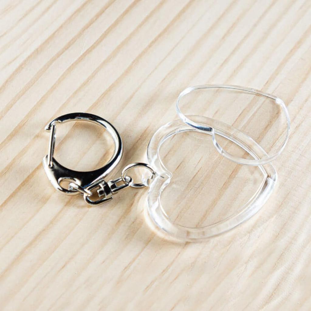 EBISU Design Photo Keychains, Heart Shape, Medium, 34 x 40mm, Clear Keychains, Couple Keychains, Perfect for Kindergarten and School Entrance, Made