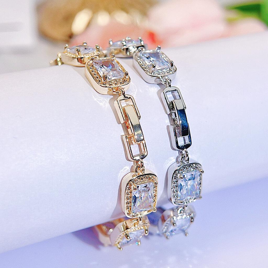 2026 European and American Light Luxury Size Square Shining Zircon Bracelet Women's Fashionable and Elegant Diamond Jewelry