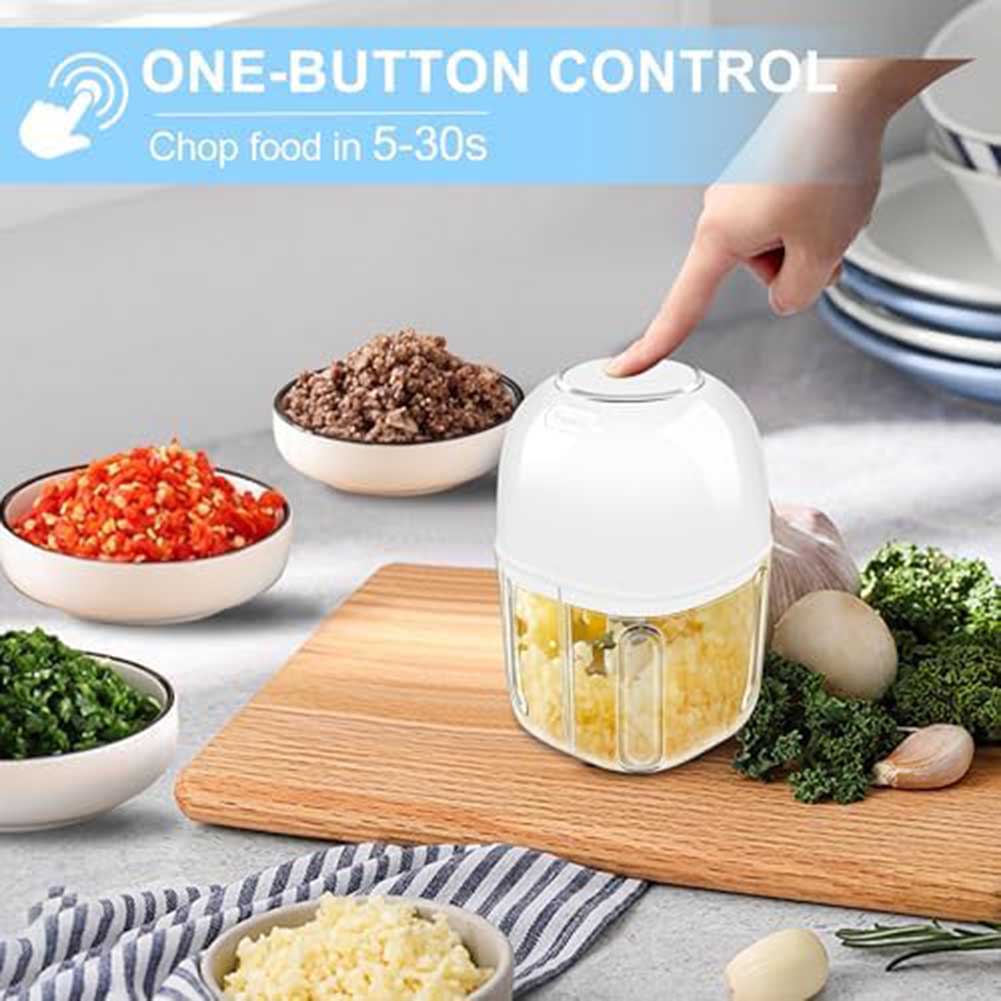 Outdoor Cooking 13*8*8cm Efficient Food Chopper Compact Electric Garlic Chopper Food Processor Quick Meal Prep