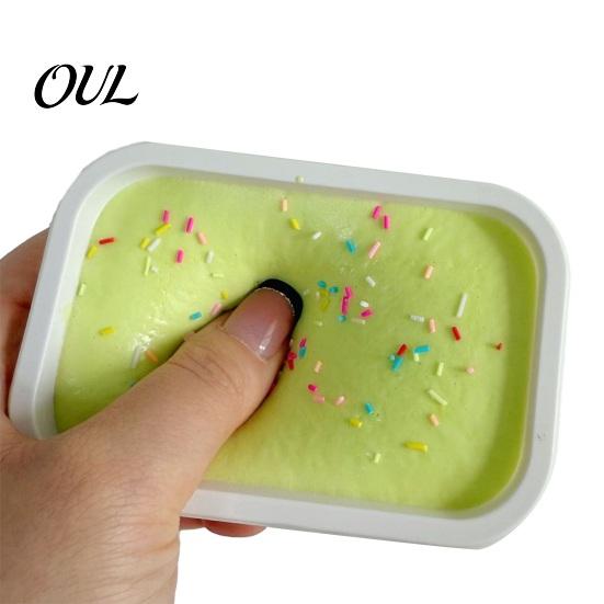 Stress Reduction Gadget Ice Cream Cake Squeeze Toy, Slow Rising Sensory Toy Relief Simulation Dessert Food Pinch for Anxiety Relieving Anti-stress