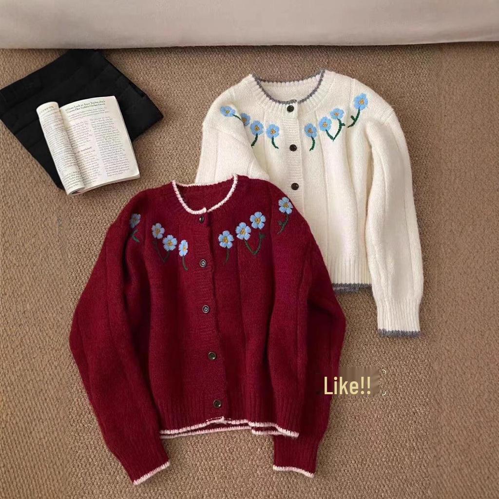 Women's Floral Embroidered Round-Neck Sweater Cardigan - Autumn 2025 Collection