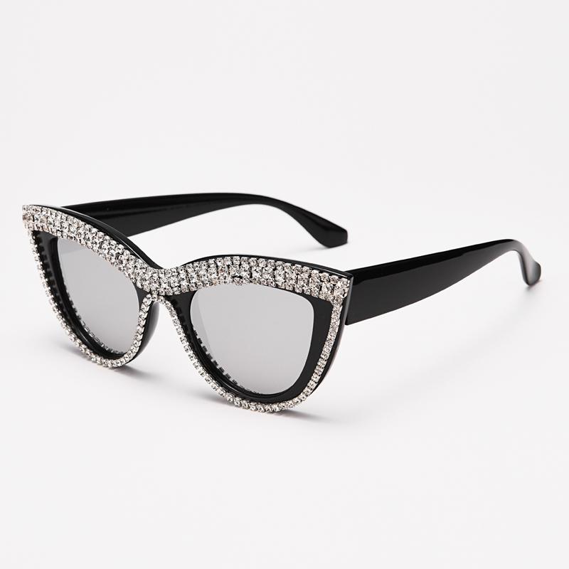 Vintage Diamond Cat Eye Sunglasses Women Rhinestone Decor Trendy Streetwear Shades Sun Glasses Eyewear