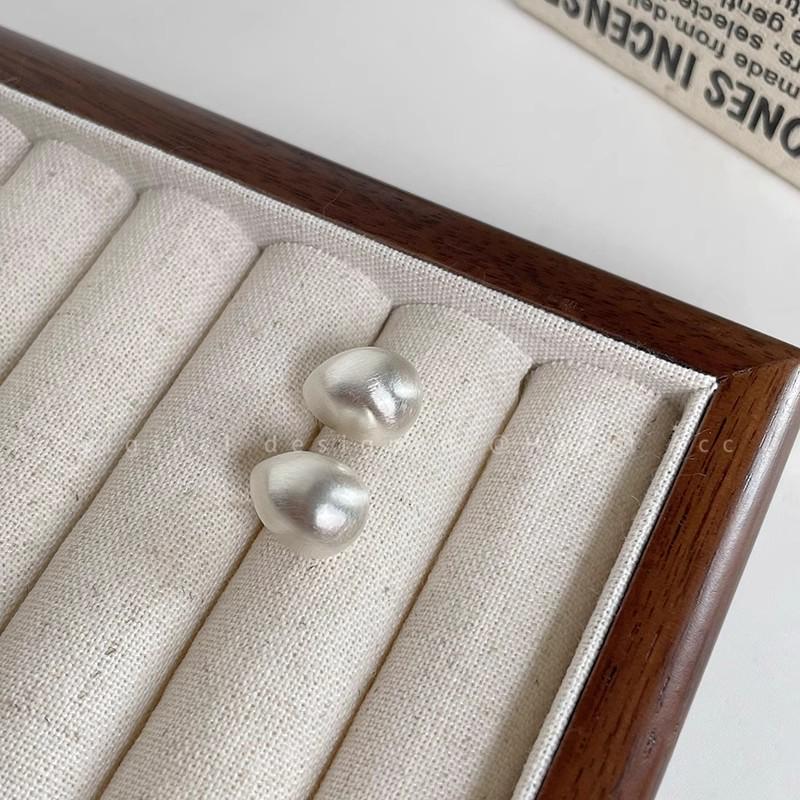 

Матовые серьги-пусеты в форме капли-боба - Женский роскошный универсальный дизайн