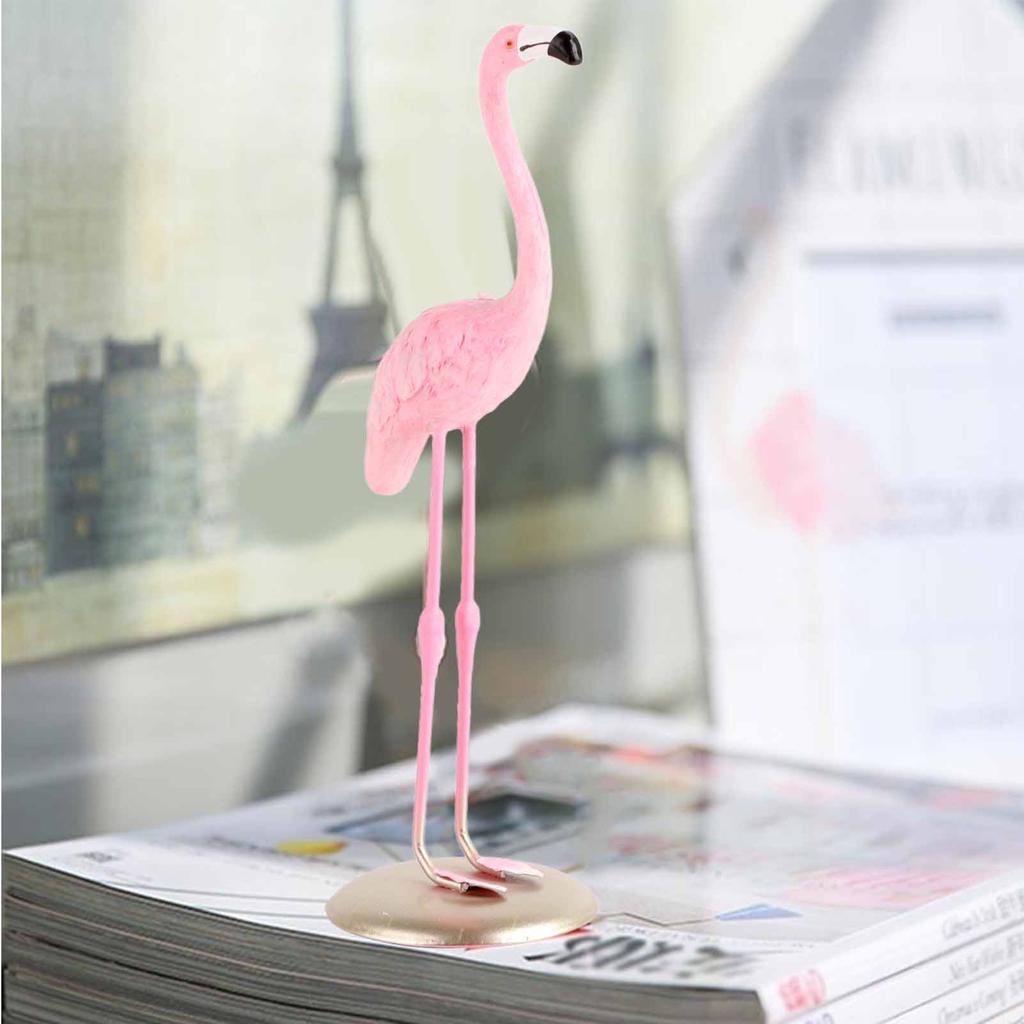 Cute Resin Pink Flamingo Ornament Tabletop Decoration Living Room Decoration Cake Decor