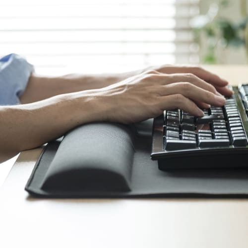 Sanwa Direct Mouse Pad with Large Wrist Rest Gaming Width 72 x Depth 35cm for Keyboard/Mouse Wrist Elbow Tendonitis Fatigue Relief 200-MPD022