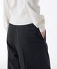 MUSINSA STANDARD WOMAN Women'S Low Waist Deep Tuck Extra Wide Hidden Banding Slacks [Charcoal Gray]