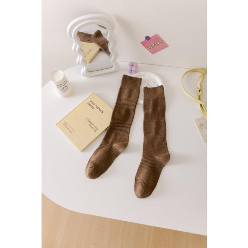Calf Lantern Socks for Women To Look Slimmer and Have Beautiful Legs in Autumn and Winter. Pure Cotton Pressure Anti-slip and Non-dropping Long Socks