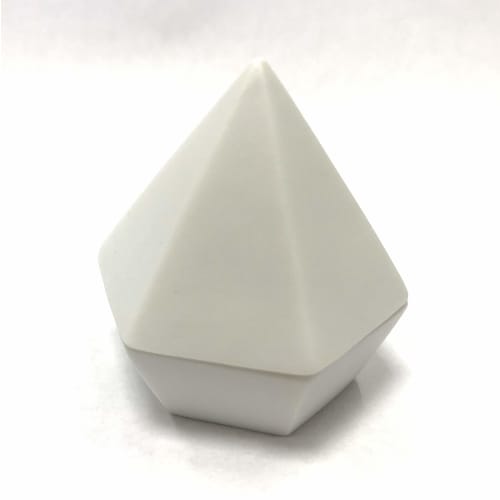 Kamidana No Sato Modern Shinto Statue, Kamisama No Line ROKKAKU Polka Dots, White, 4.7 X 4.5 X 4cm