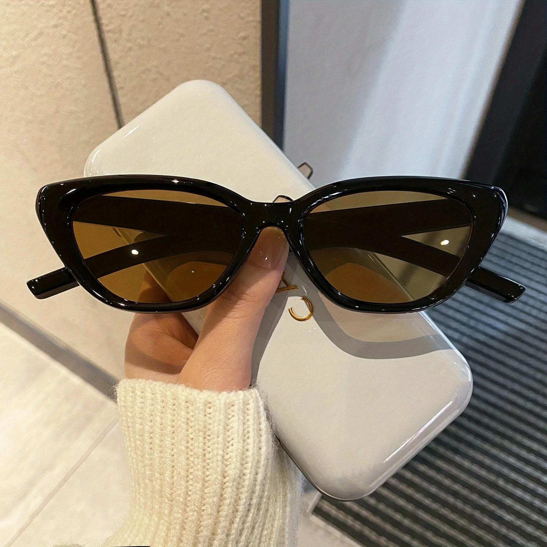 Attractive Glasses Women's Green Fashion Vintage Cat Eye Sunglasses For Sun Glasses Oval Shades Luxury Brand Designer Elegant Lady Eyeglasses Uv400