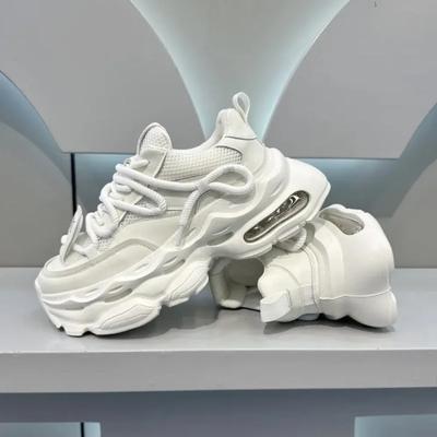 Neue reduzierte Herrenschuhe Dicksohlige Hohe Modische Freizeitschuhe Bequeme Weichsohlige Bergsteigersport-Schuhe Sneaker Herren